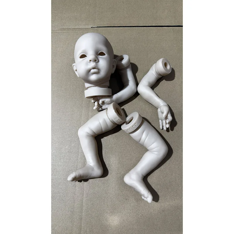Kit Bambola Reborn Mikki da 17 Pollici, Nuovo e Popolare, Non Finito, Non Dipinto, Colore Fresco, con Corpo in Stoffa, Parti Fai-da-te per Bambola, Solo per Artisti - immagine 3