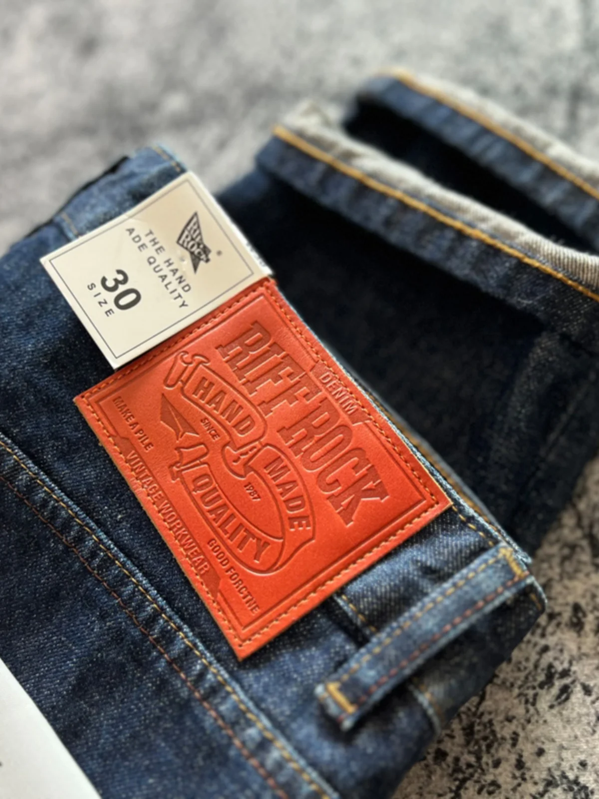 14oz High Quality 100% Cotton One Wash Raw Deep Blue Denim Jeans for Men Red Selvedge Slim Straight Pants Vintage y2k Youth Male 4