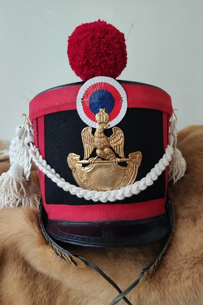 Light cavalry hat shako low-brimmed hat replica French high-brimmed can be worn by real people.