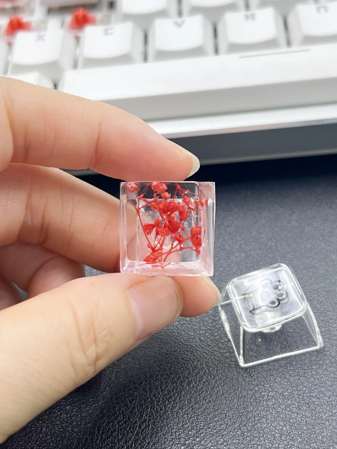 1Pcs Epoxy DIY Translucent Leaves Dry Flowers Paper Mechanical Keyboard Keycaps Universal Accessories