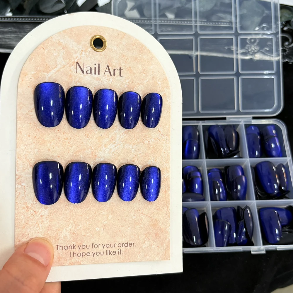 144개 로얄 블루 캣아이 네일 팁, 광택있는 아몬드 모양 풀커버 네일 팁, 색상이 변하는 캣아이 웨어러블 프렌치 프레스온 네일