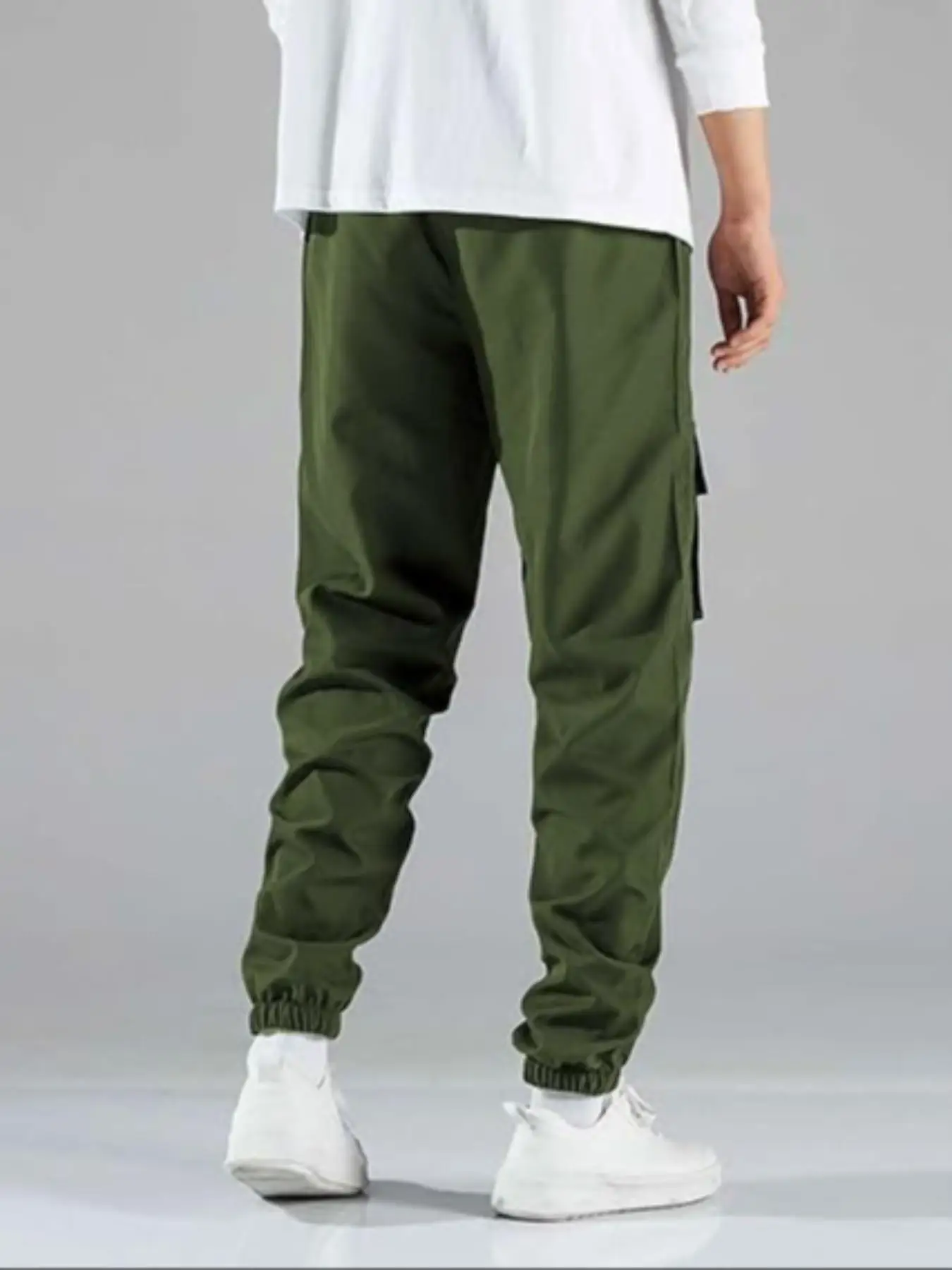 Herren Cargohose mit Taschen und Kordelzug, Regular Fit, Lässige Modehose für den Alltag – Detail 14