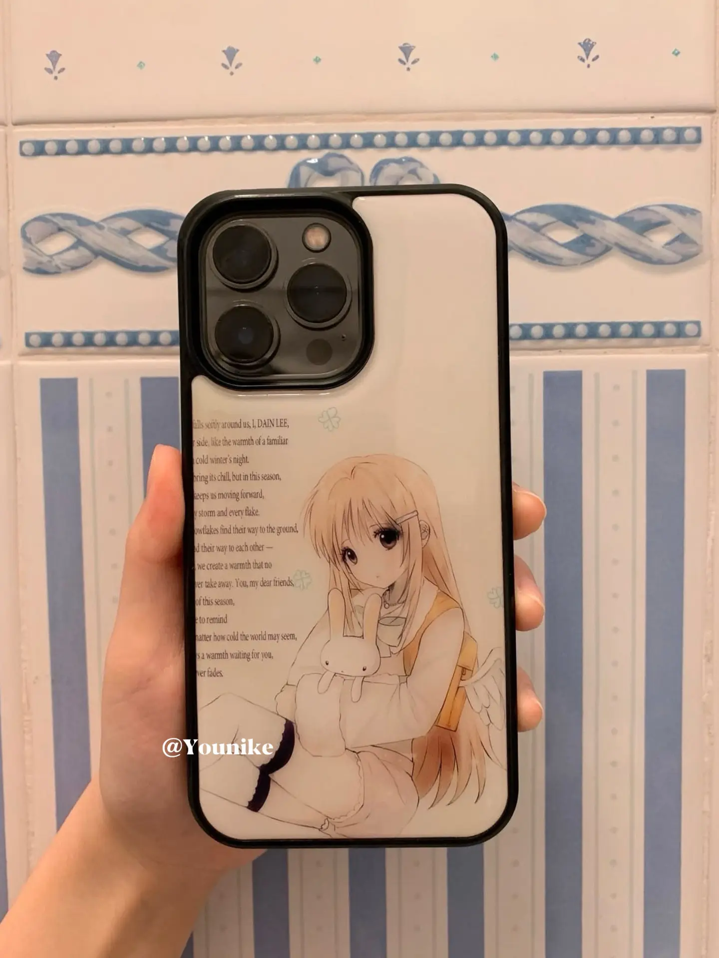 Hand-Drawn Anime Cartoon Girl Cute Black Border Drip Glue Phone Case