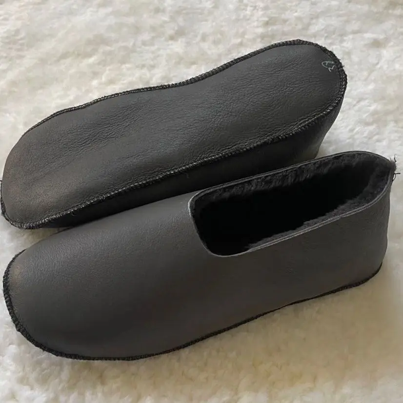 1Pair New Arrived Fashion Warm Antiskid Thick Home Floor Socks Woman Warm Slippers Solid Color Sock Bedroom Shoes Men Slippers