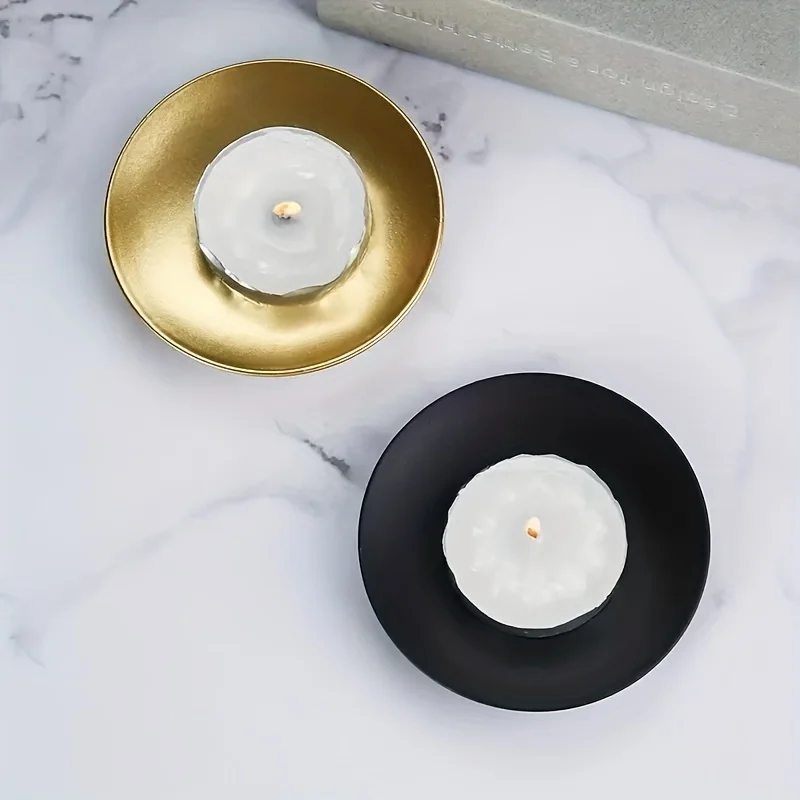 1pc Elegant Home Decor Candle Holders - Golden & Black Metal Tabletop Candle Holders with Sturdy Base, for Christmas, Halloween