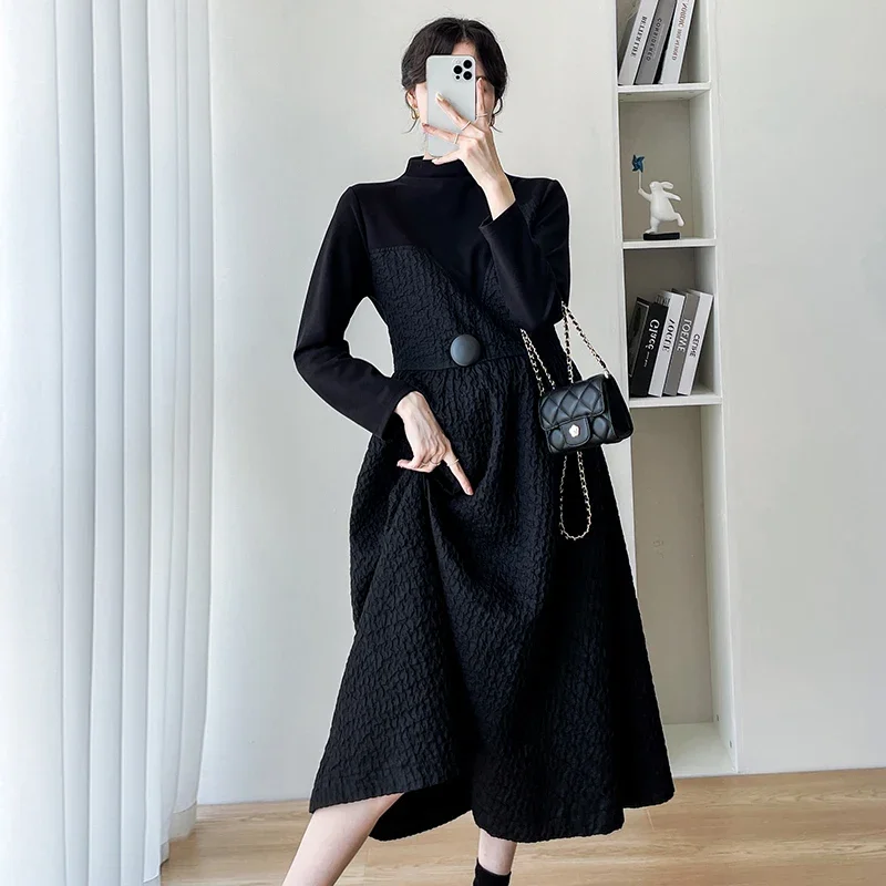 

Black Winter Maternity Dress Long Sleeve Turtleneck Dobby Patchwork High Waist Pregnant Woman A-line Dress Loose Pregnancy Dress