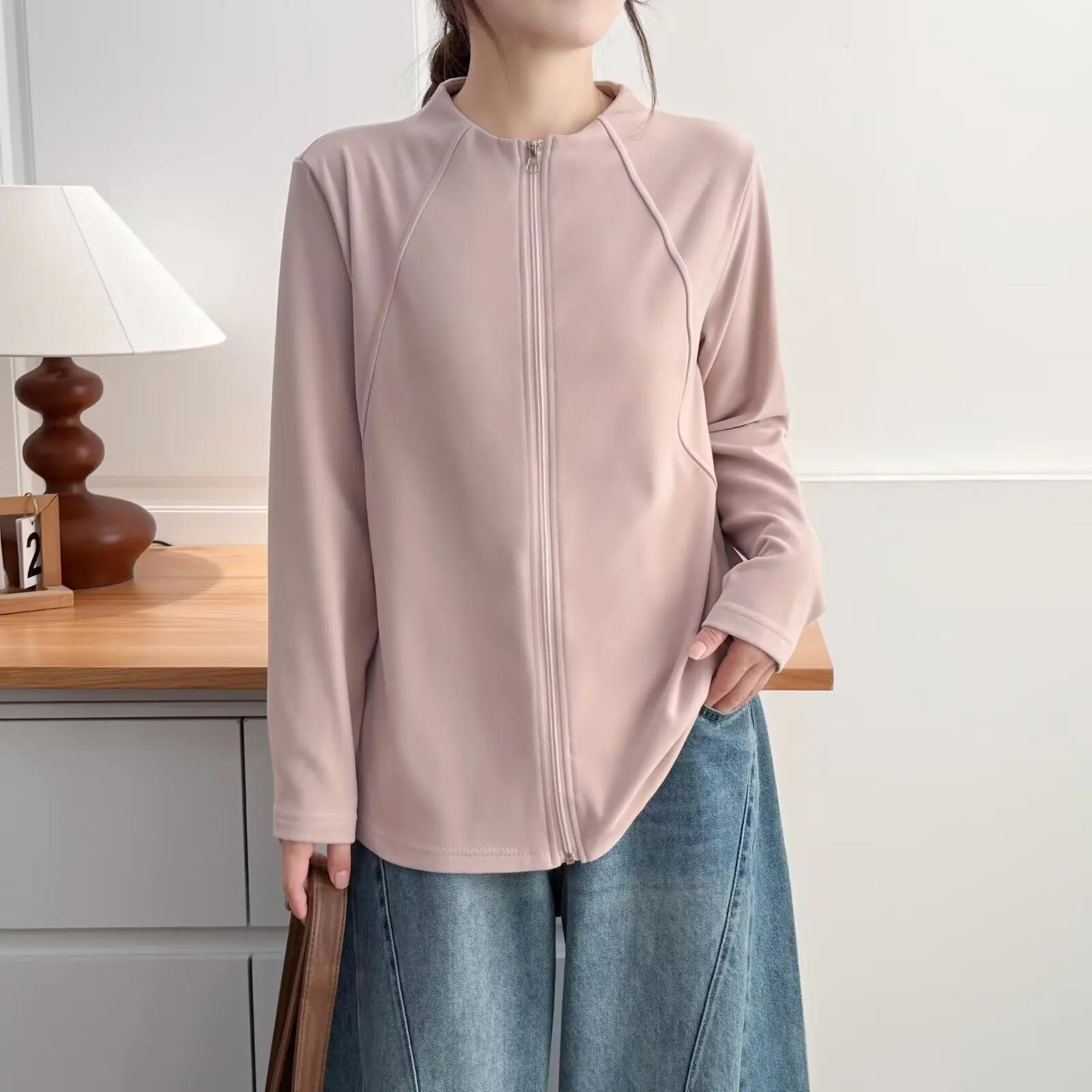 XXXXL Fashion Plus Size Women's T-Shirt New Autumn And Winter Casual solid-color Heated Velvet Long Sleeved Cardigan 2582