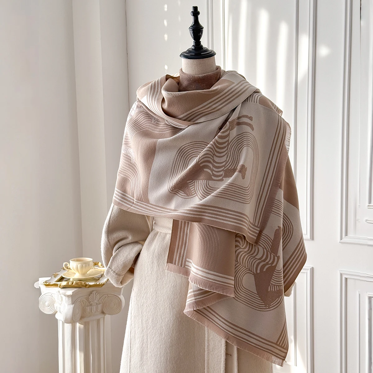 Brand Fashion Women's Winter Cashmere Shawl - Vintage Floral Printed Tasseled Oil Painting Style Pashmina Thick Wrap & Echarpe