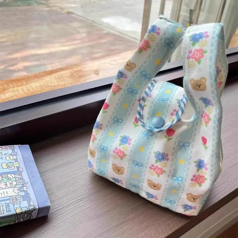 핫 세일 귀여운 곰 꽃무늬 휴대용 핸드백 대용량 사무용품 손목 가방 도시락 가방