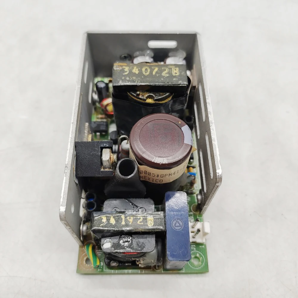 GPM41-15 Industrial Medical Equipment Power Supply 1.3A 50/60 HZ 4 GPM41-15 Industrial Medical Equipment Power Supply 1.3A 50/60 HZ - Image 2