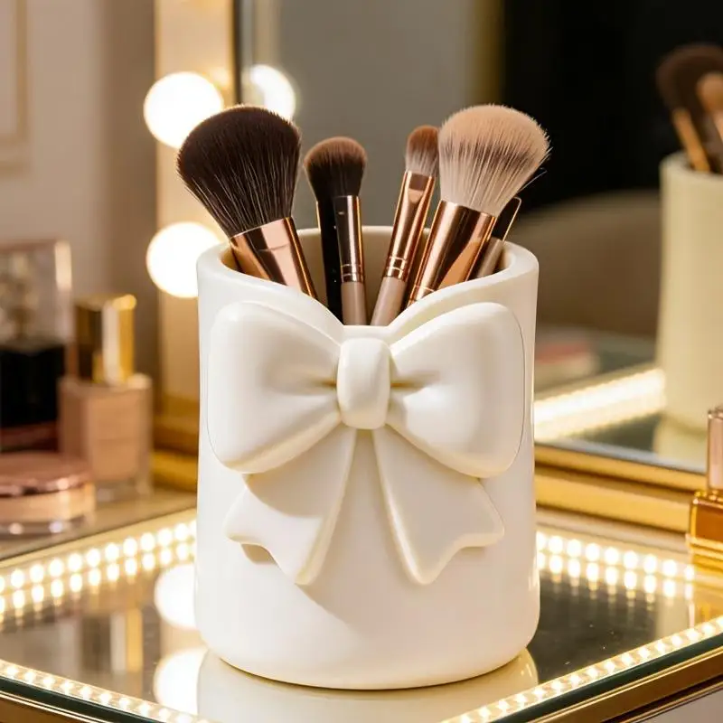 3D Stylish Desk Storage Bucket Multifunctional Makeup Brush Organizer Pen Holder For Eyebrow Brush