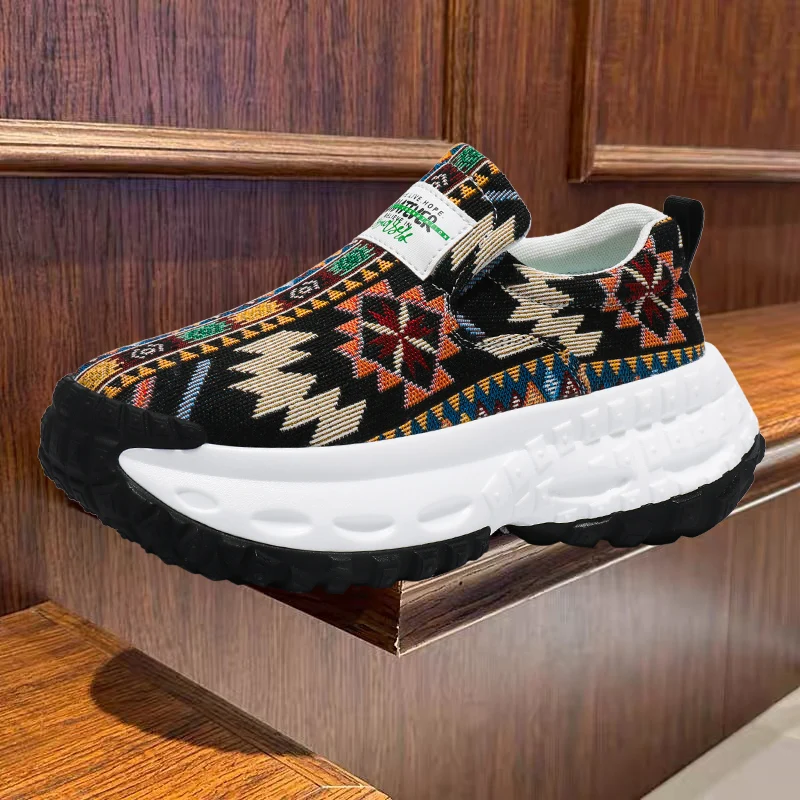 أحذية رجالية قماشية على الطراز الصيني القديم 2025...