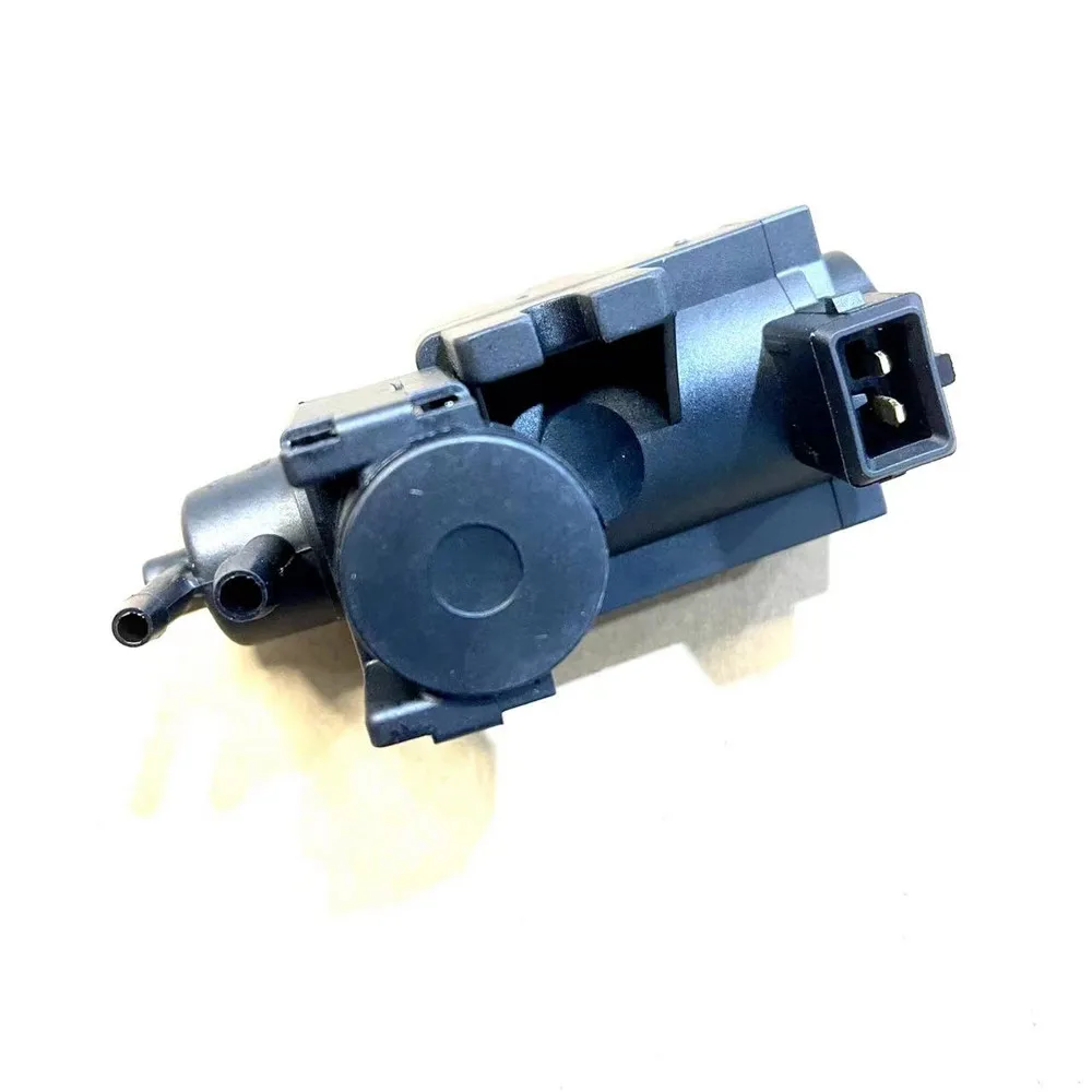 Turbocharged Solenoid Valves Turbo DieselEngine 70167200 12625728  