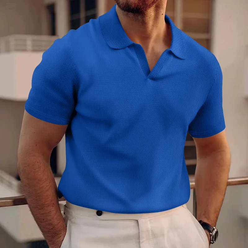 Yaz yeni erkek Waffle polo gömlekler moda katı v yaka kısa kollu tişört erkekler için temel üstleri rahat spor nefes Tees