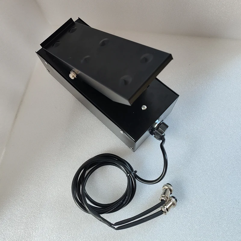 2/3 pin Foot Pedal for TIG welding Foot Pedal AMP Control Pedal Compatble with 250P AC/DC 6