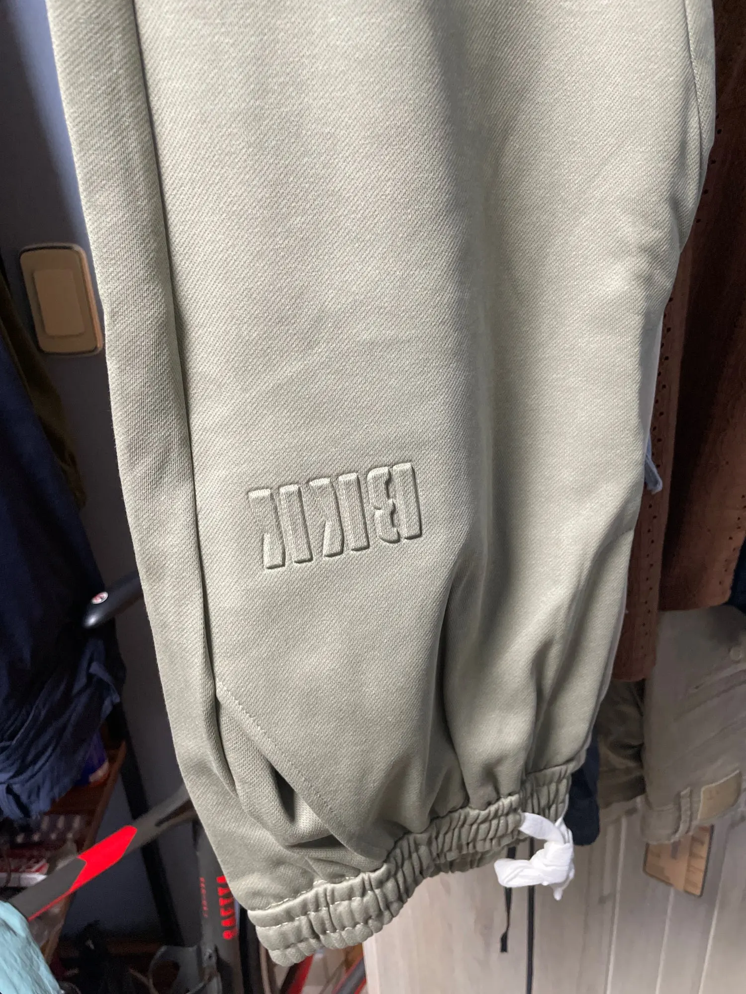 Gerade Jogginghose für Herren, weites Bein, Baumwolle, Trainingshose, Kordelzug, Buchstabe, Sport, Baggy-Hose, lässige lange Hose, große Größe 8XL photo review