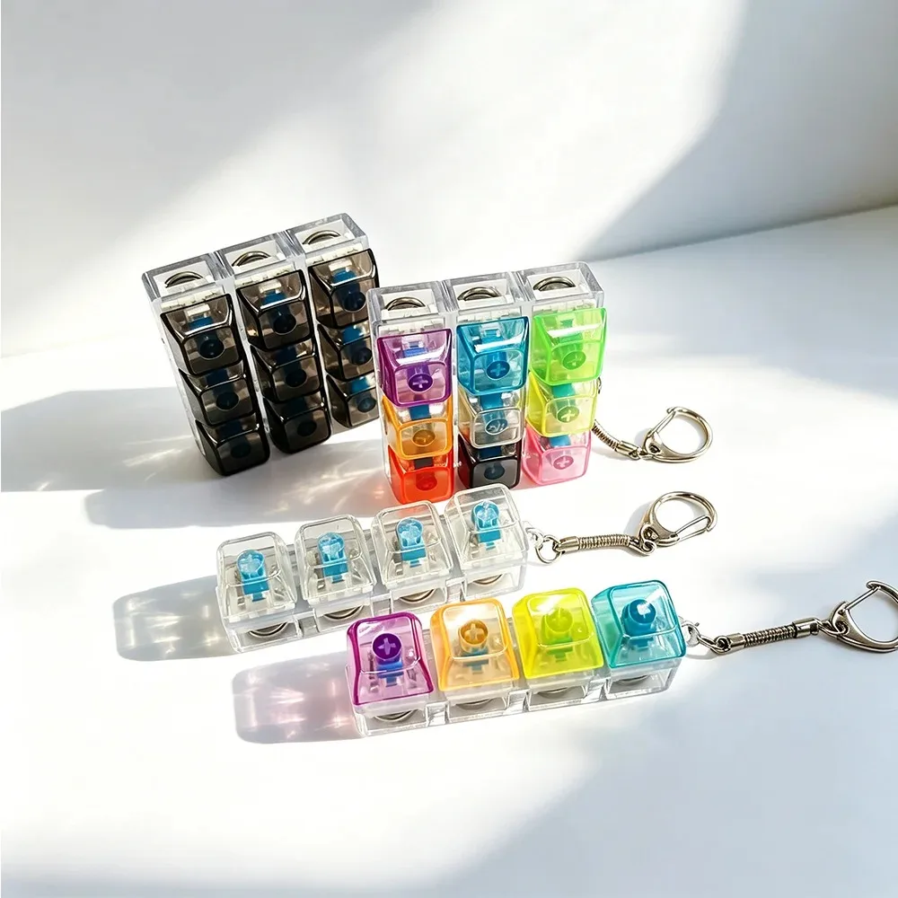 LED 라이트업 키보드 키캡 키체인, 피젯 토이, 크리스탈 클리커 감각 장난감, 스트레스 해소 펜던트 & 창의적인 선물