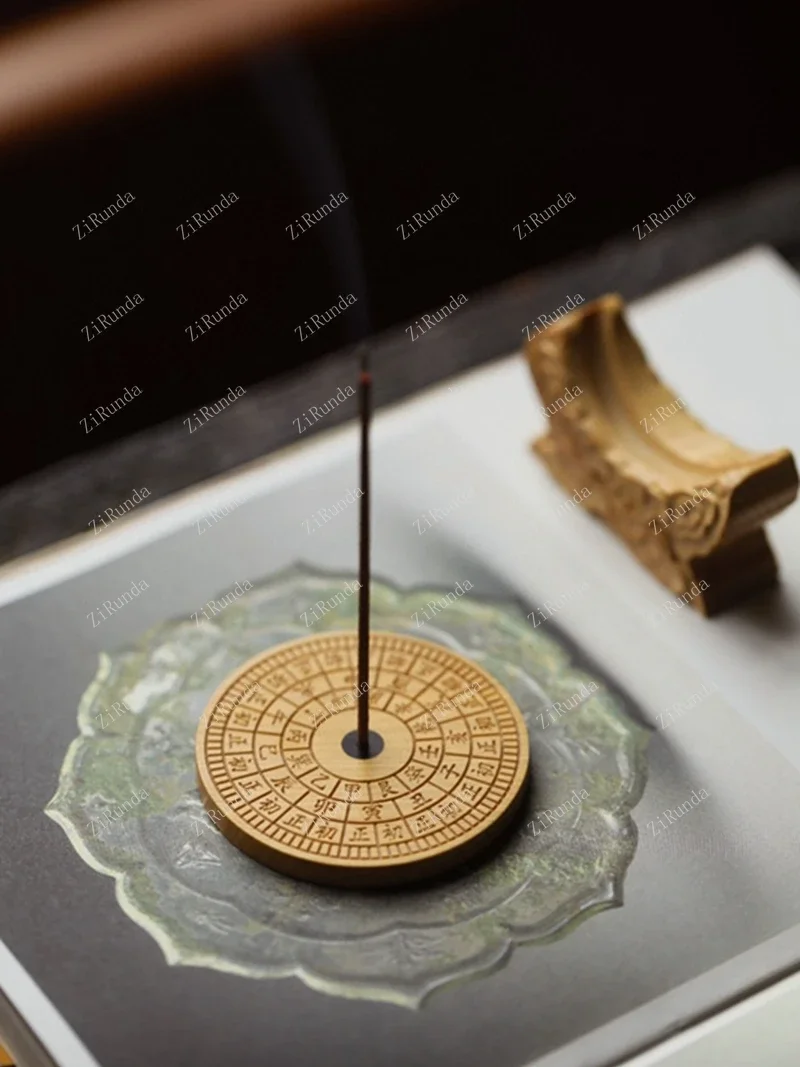 ~L Boxwood carved solid wood carved wooden compass sun clock timer imitation Forbidden City sundial ornaments incense plug.