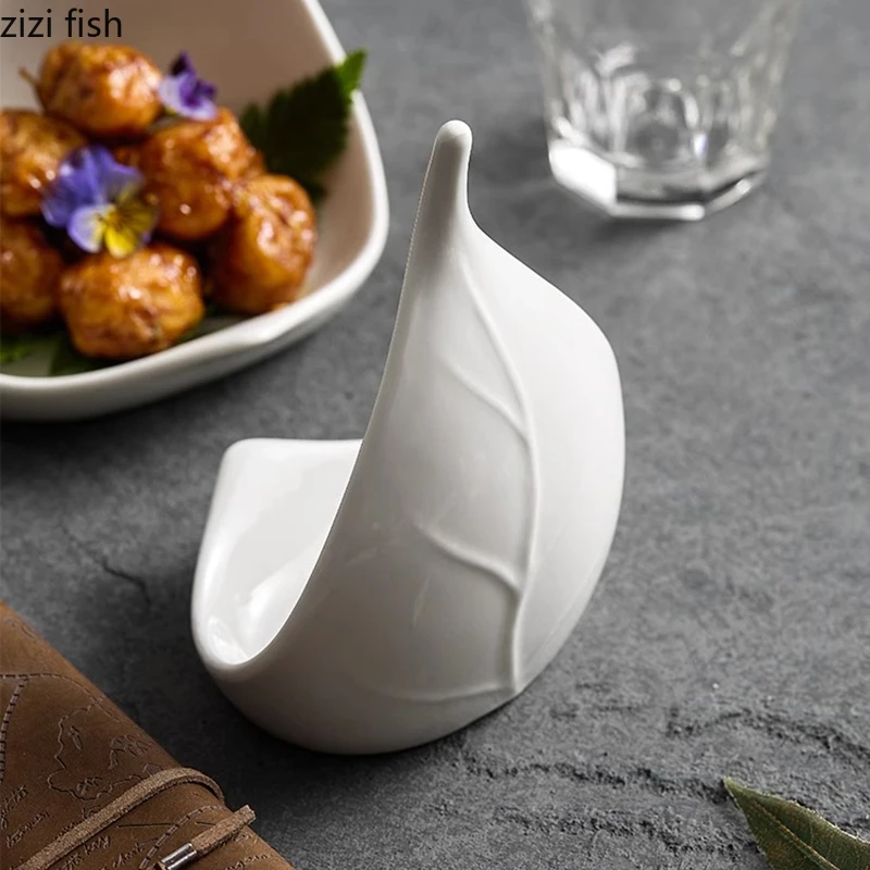 Ceramic Dinner Plate Creative Irregular Dessert Plate Snack Sushi Plates Pasta Plates Restaurant Specialty Tableware