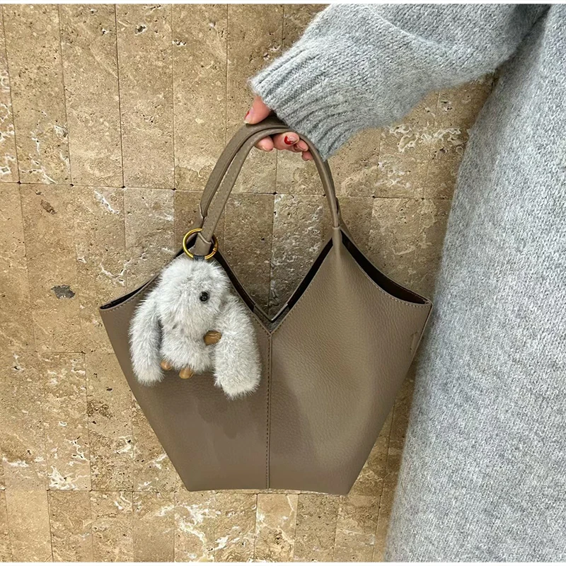 Koreanische Marke Tote Korb Tasche Hochwertige Pu Große-kapazität Weiche Pendler Eimer Tasche Neue Mode Frauen Schulter Tasche Unterarm tasche – Detail 16