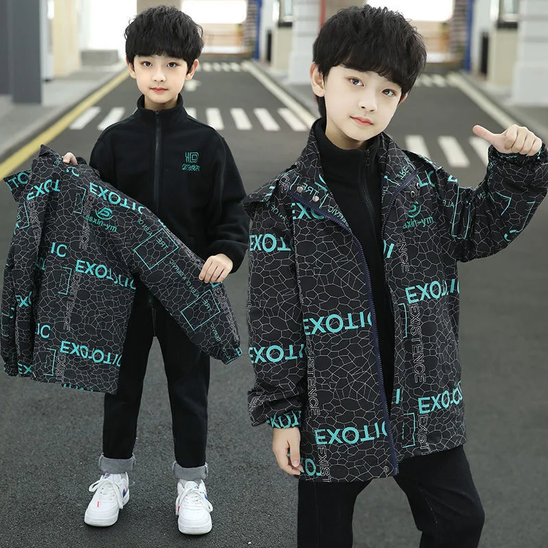 Windproof Boys Winter Warm Jackets Hooded Coat Three In One Removable Plus Velvet Trench Fashion Letters Print Outerwear Clothes