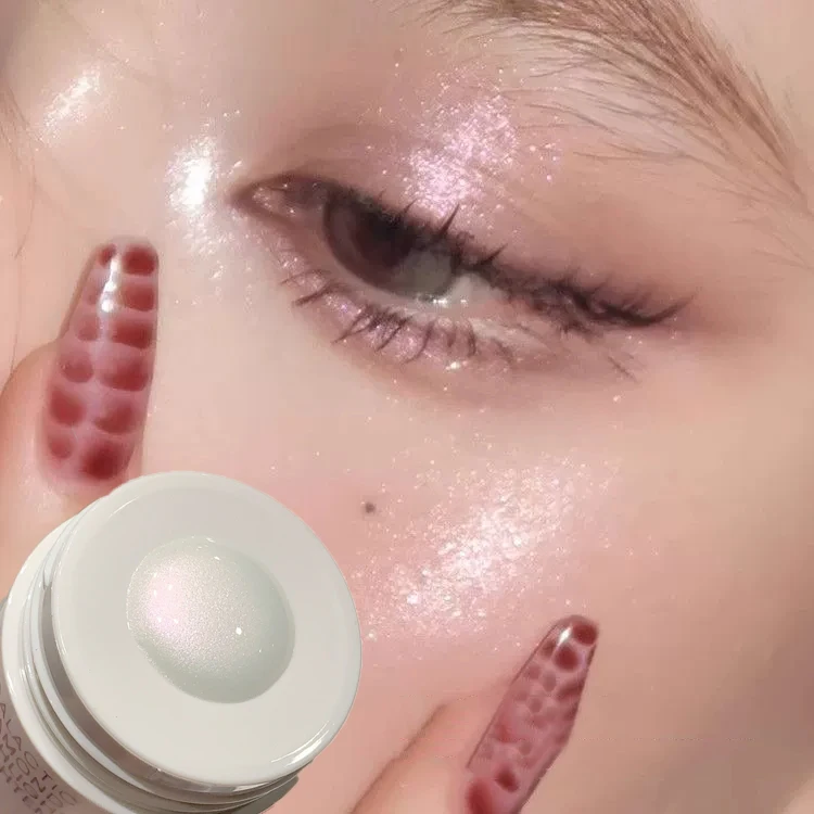 Radiant Diamond Glow Highlighting Liquid Shimmer