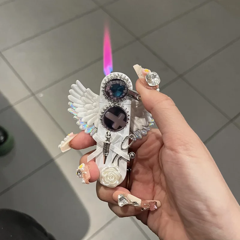 New Angel Wings Windproof Lighter Spray Pink Flame Butane Inflatable Lighter Cigarette Accessories High Beauty Girl Gift 2