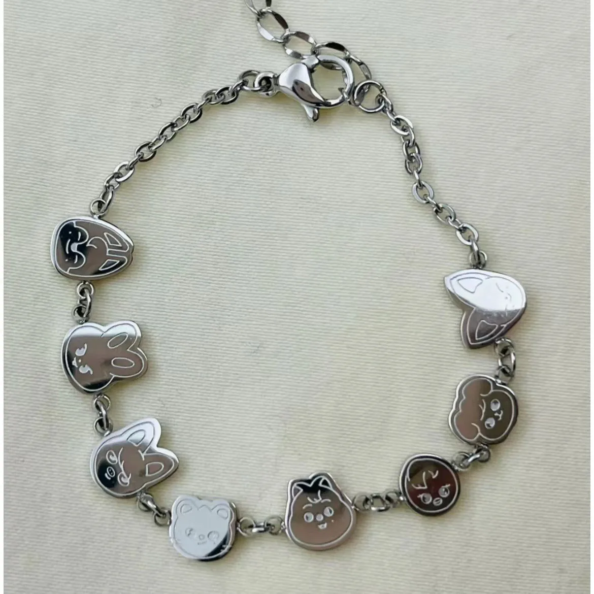 KPOP Cartoon Cute Bracelet Bracelet Jewelry Wolfchan Leebit Dwaekki Hanquokka Jiniret Bbokari Puppy Wandering Fan BrJewelry Gift - 2
