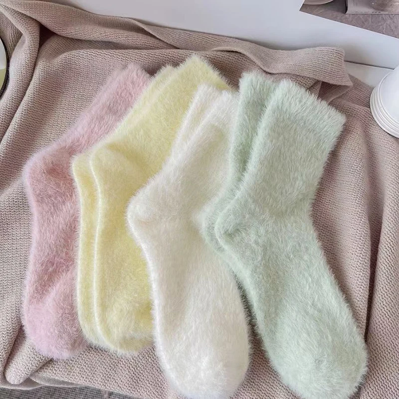 

Mink Fleece Soft Socks Thicken Coral Plush Socks Fall Winter Padded And Thickened Warm Monthly Sleep Stockings Solid Color