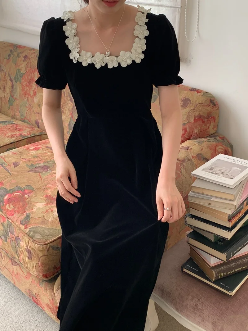 Autumn French Vintage Black Velvet Midi Dresses for Women Puff Sleeves Square Collar A-line Korean Fashion Vestido Mujer New