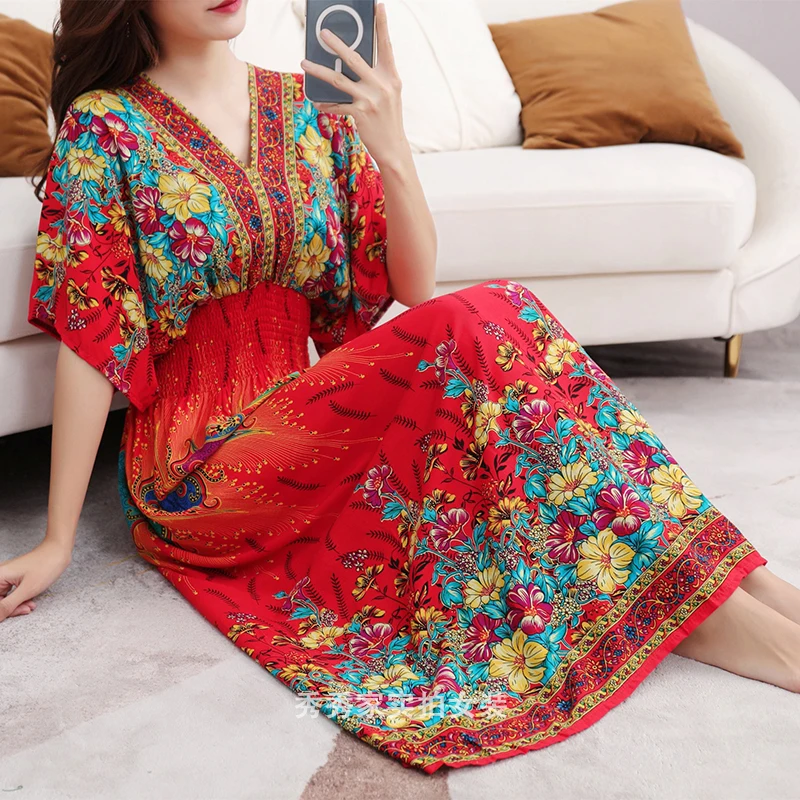 N flowers bloom with red bottom