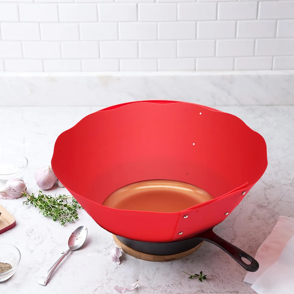 Splatter Guard Adjustable sizes Silicone Oil Splattered Guard Kitchen Gadgets Keep Kitchen Clean