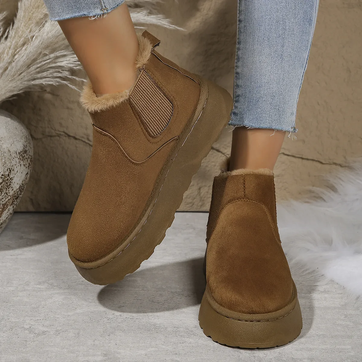 Women's Plush Boots Winter Warm Fleece Thick Flats Snow Boots Fashion Shoes