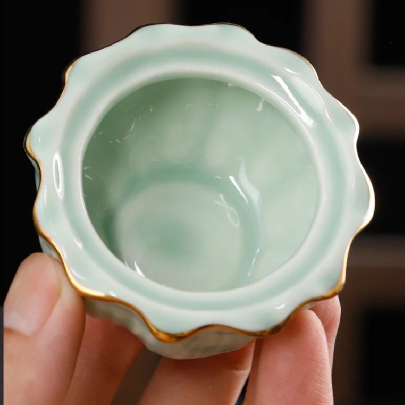 Ceramic storage jar Jewelry tray Spice storage box Chinese Ceramic Jewelry Box Butterfly Gold Ceramic Storage Box Powder Pill Jar Sealed Storage Jar Tea Home Decoration 20ML