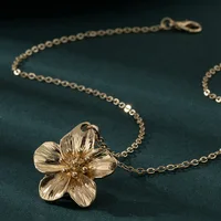 New Fashion Simple Metal Wrinkled Stereoscopic Flowers Pendant Necklace for Women Charm Temperament Clavicle Chain Party Jewelry - Image 3