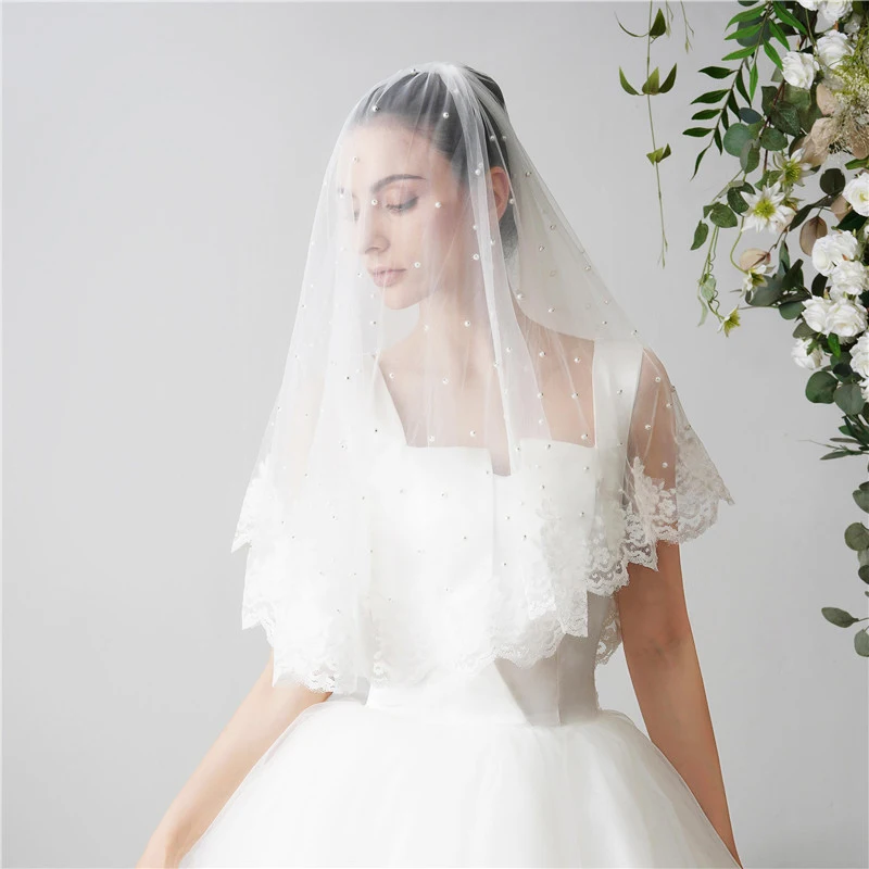 2 Tiers Wedding Veil With Dense Pearls Lace Edge White Ivory Short Bridal Veil with Comb Gorgeous Mantilla Velos De Novia
