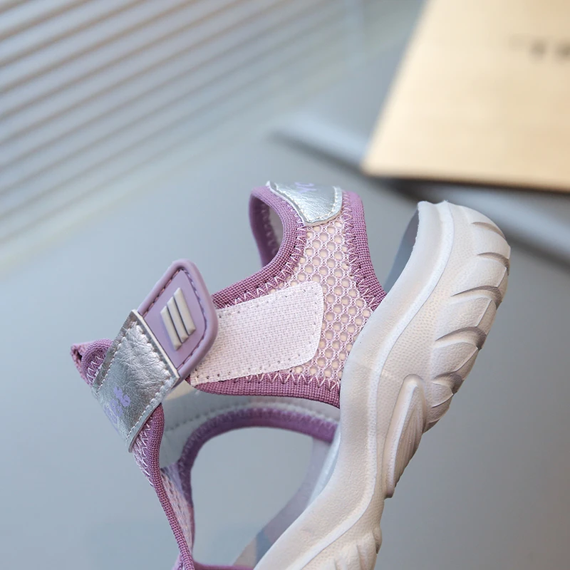 Kids Summer Sandals Non Slip Lightweight Beach Shoes