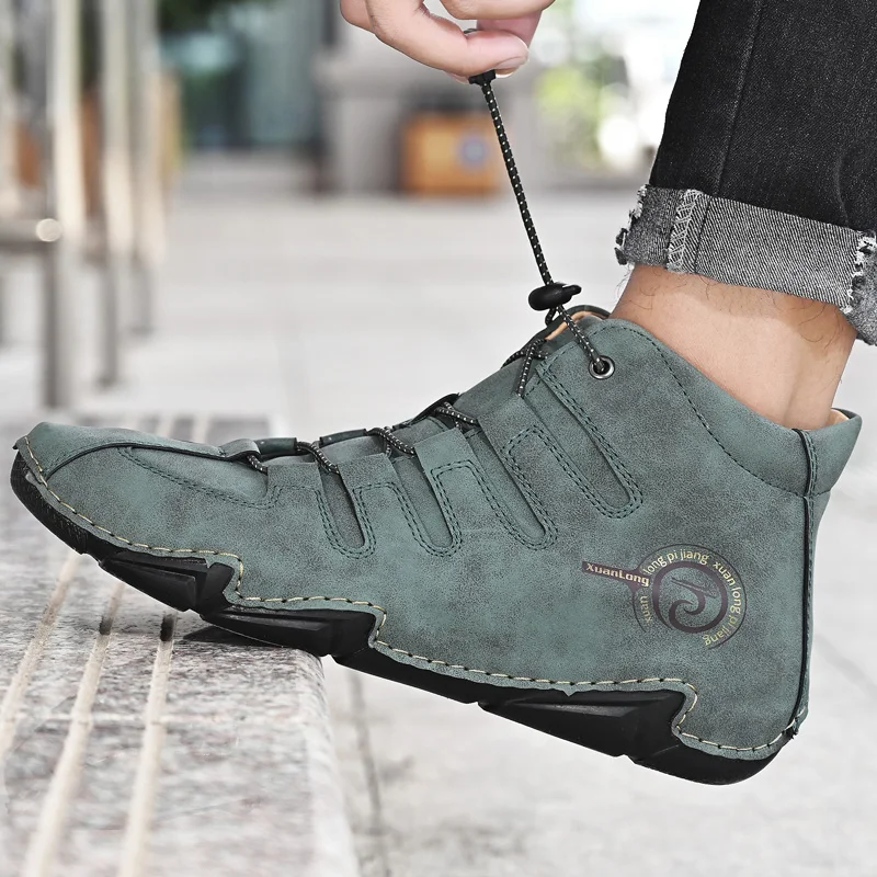 Leather Men Boots Winter Plush Super Warm Snow Boots Men Winter Casual Shoes Luxury Sneakers High Top Western Cowboy Ankle
