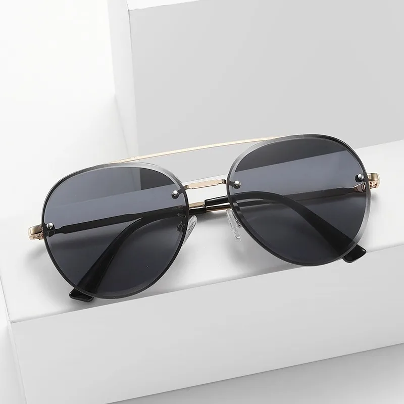 

New Sunglasses Wholesale European and American Fashion Sunglasses Female Metal Double Beam Toad Mirror Frame Ocean Lens Glasses