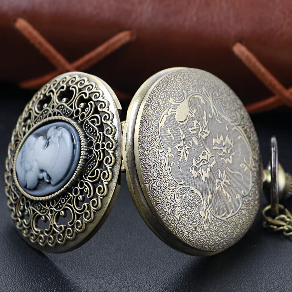 Classic Goddess Head Embossed Quartz Pocket Watch Red Ancient Pendant Necklace Chain Universal Fob Watch for Boys and Girls