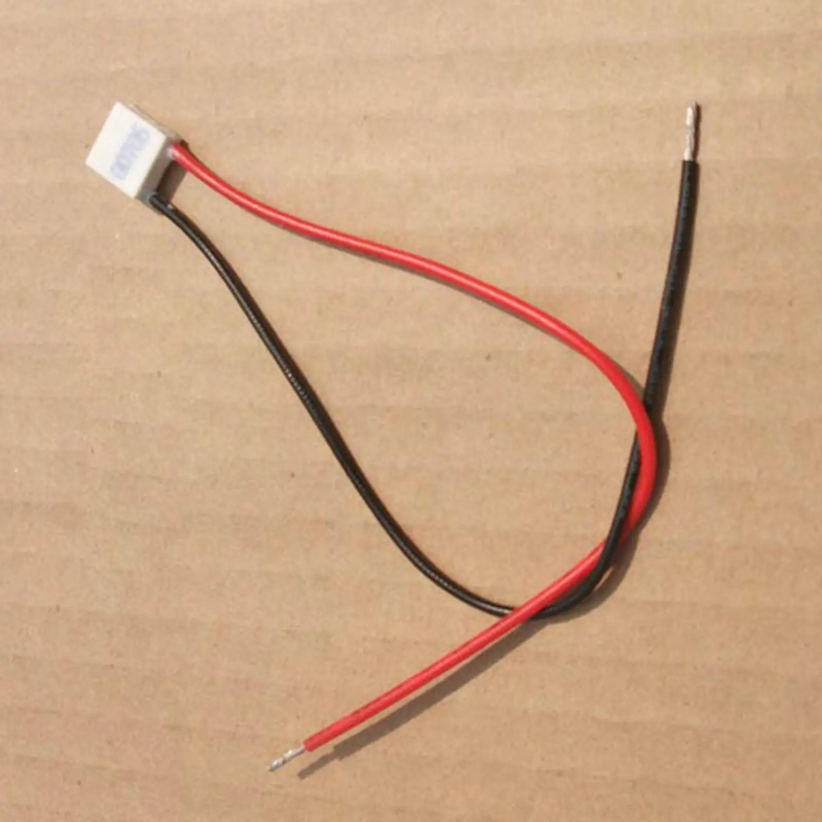 10x10x3.8mm 6A 0.82V 2.7W TEC1-00706 Thermoelectric Cooler Peltier Heatsink