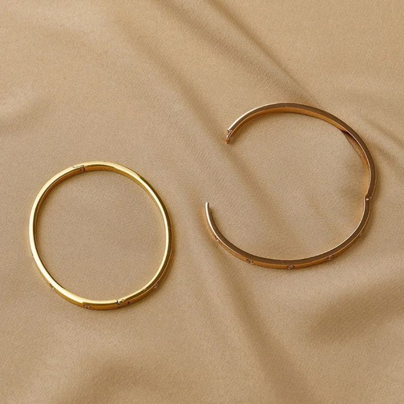 Stainless Steel Bangle Bracelet for Men and Women