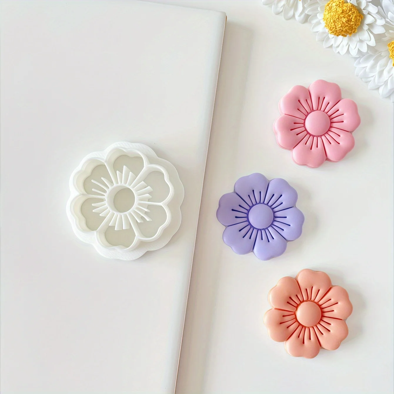 1Pc 소프트 세라믹 폴리머 클레이 컷팅 머신 로맨틱 꽃 모양 커팅 몰드 DIY 수제 귀걸이 쥬얼리 펜던트 만들기 도구
