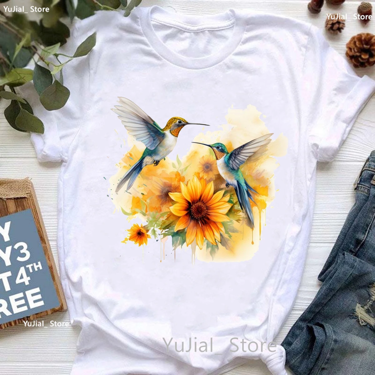 Рисунок 3 - Футболка женская Радужная с кокатилем/попугаем