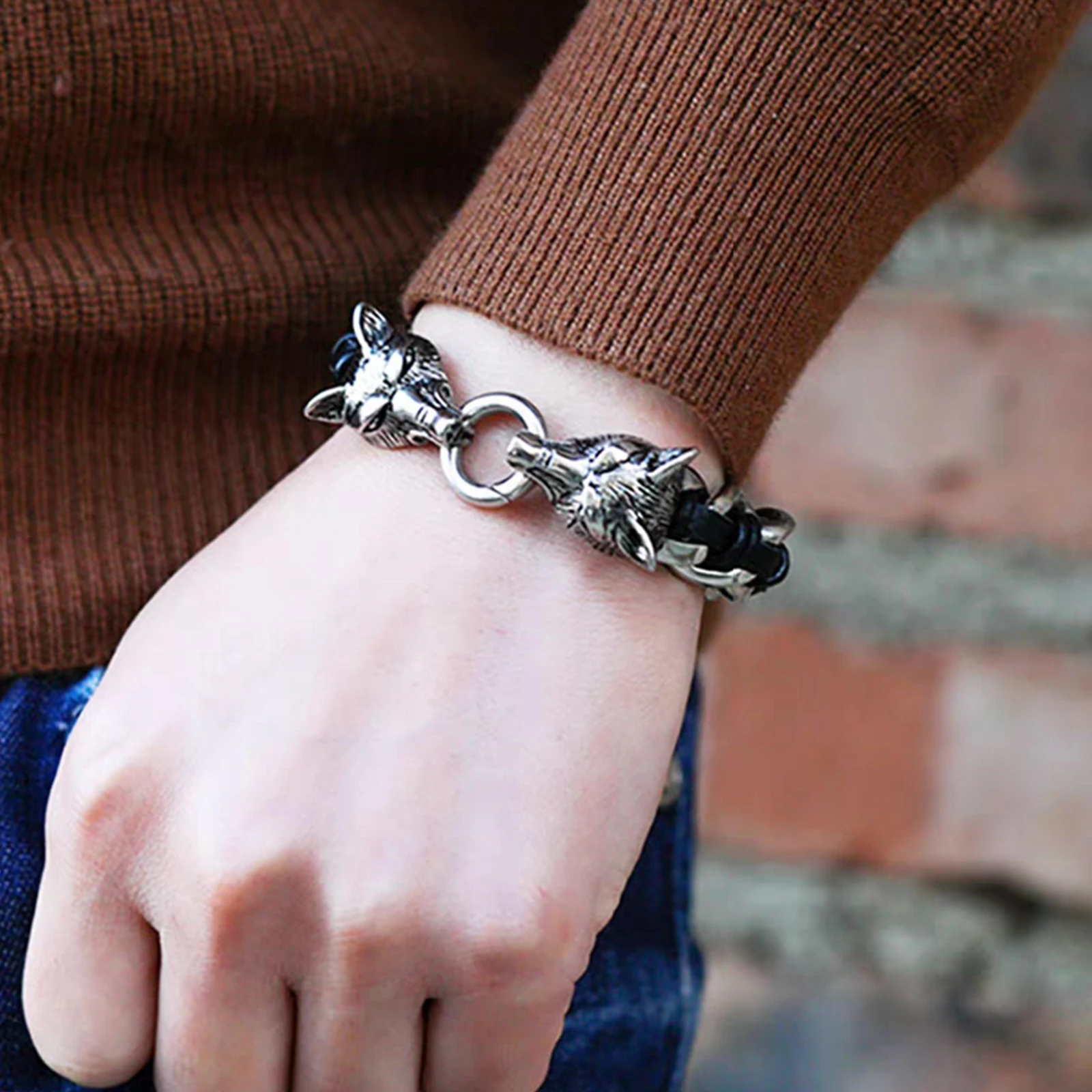 Wolf head clasp leather bracelet for men new design leather bracelets punk style