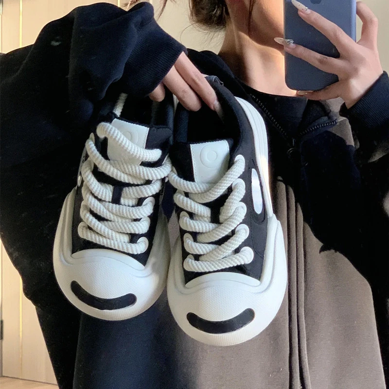 

Summer Black Canvas Shoes Thick Sole Heightened Couple Large Head Casual Board Shoes