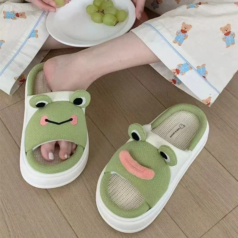 Cute Cartoon Frog Home Linen Platform Slippers for Four Seasons Indoor Green Anti Slip Thick Sole Wear-resistant Cool Slippers