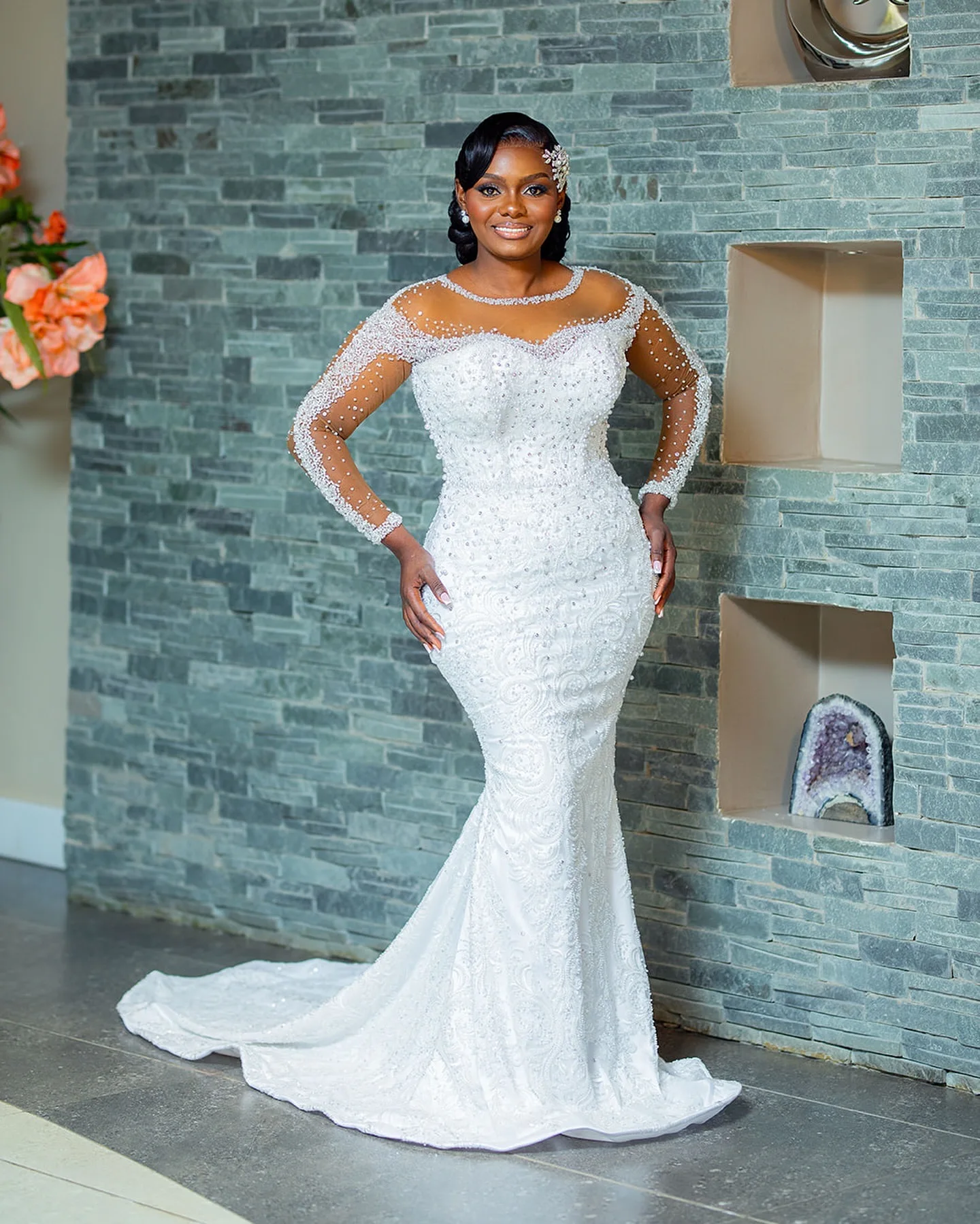 Bohemian Beach Wedding Dresses Amazon Customized O-Neck Sparkly Pearls  Crystals Wedding Dress With Detachable Train