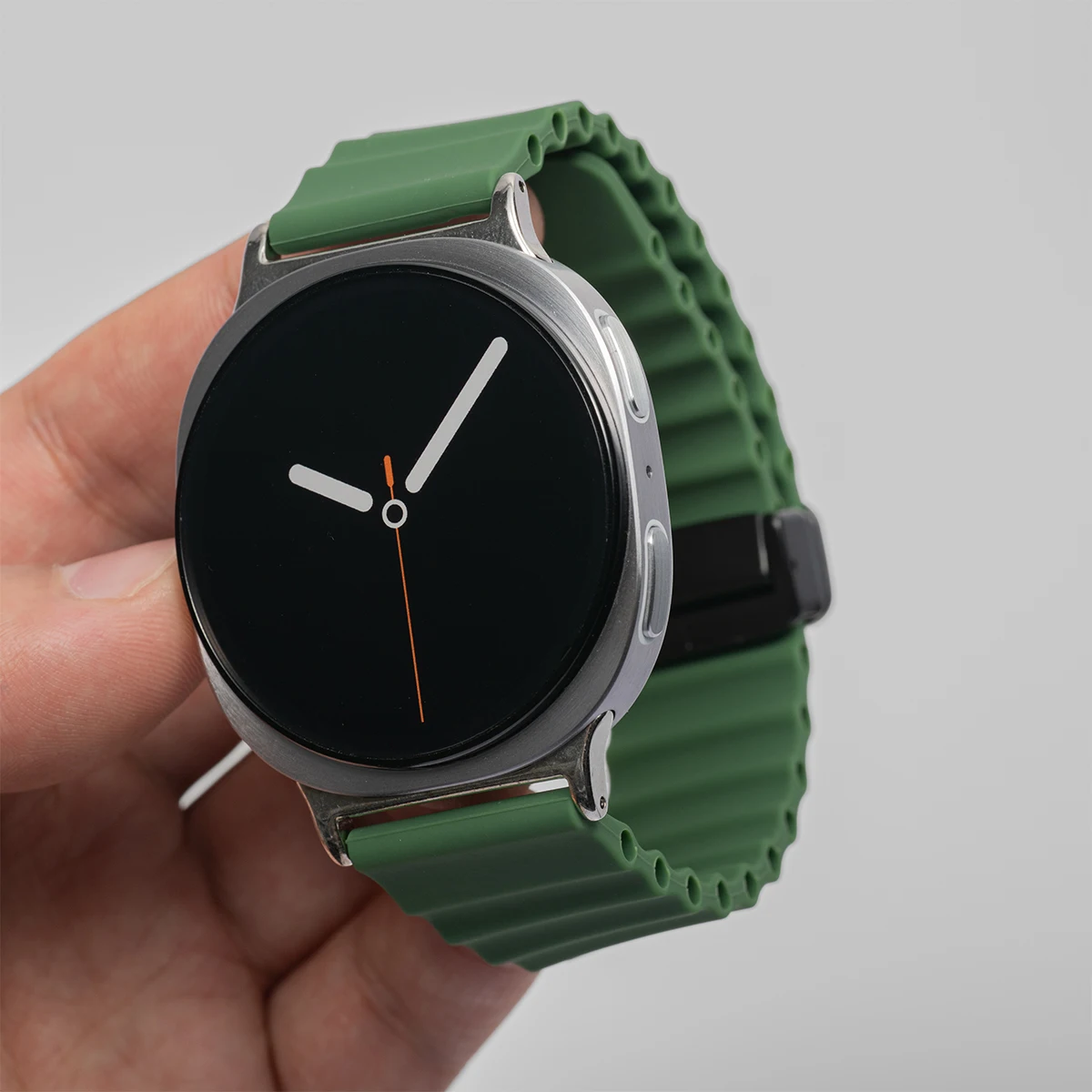 Silicone Magnetic Smartwatch Strap - Universal Fit Bracelet