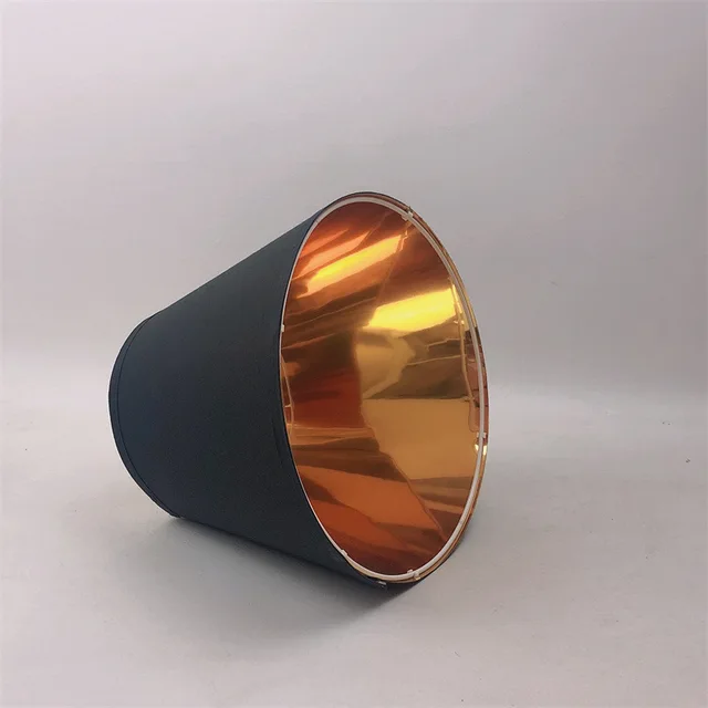 중세기 분위기를 연출하는 필수 전등갓